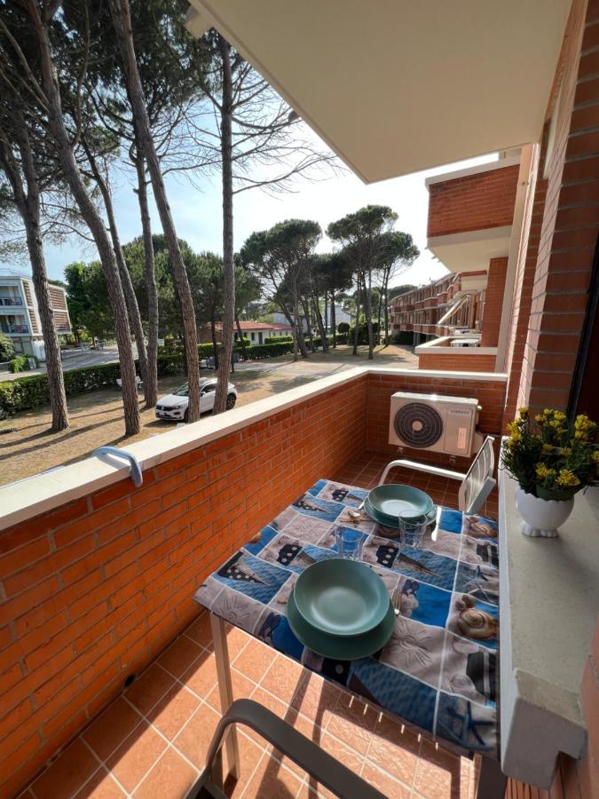 Twin Pine Trees Flats, Near Beach Bibione Exteriör bild